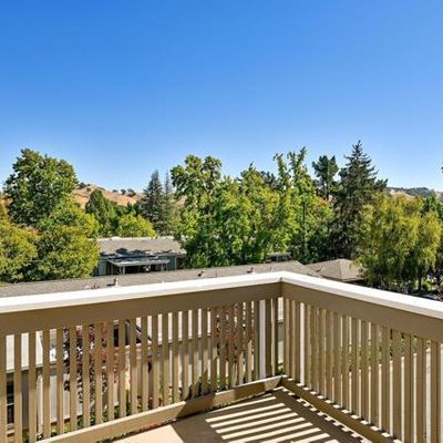 1216 Running Springs Rd, Walnut Creek, CA 94595