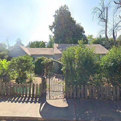 1449 Sonoma St, Redding, CA 96001