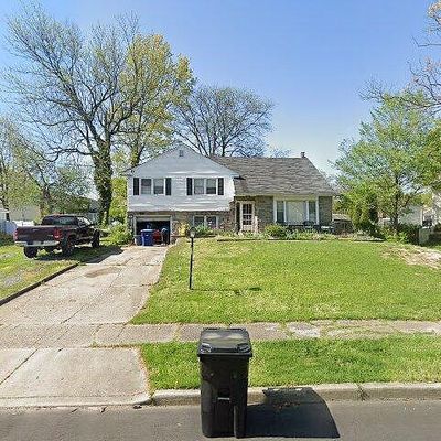 145 Boxwood Ln, Cinnaminson, NJ 08077