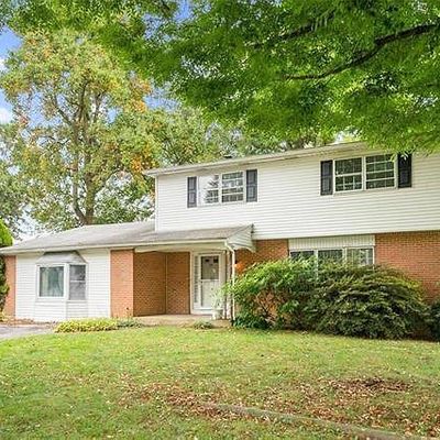 1465 Butternut Ln, Macungie, PA 18062