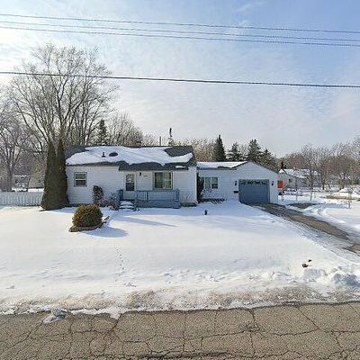 1482 Alberta Ave, Burton, MI 48509