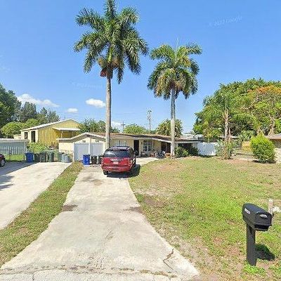 14968 Richard Ct, North Fort Myers, FL 33903