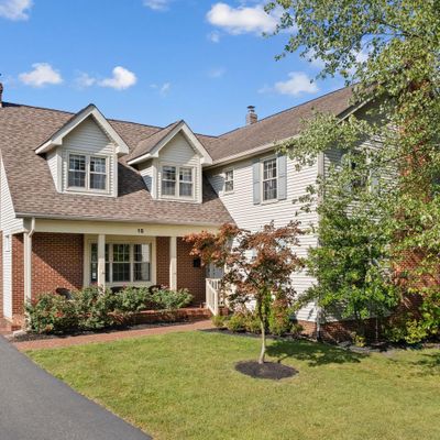 15 Colonial Ridge Dr, Haddonfield, NJ 08033