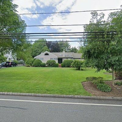 15 Noe Ave, Madison, NJ 07940