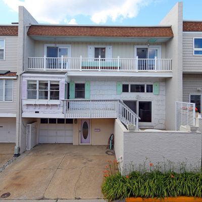 15 Village Rd, Sea Bright, NJ 07760