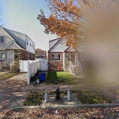 15018 122 Nd Pl, South Ozone Park, NY 11420