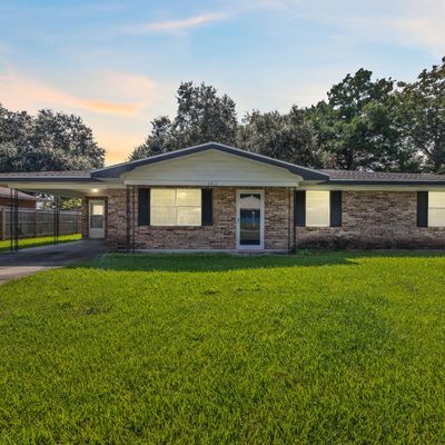 1511 Elm St, New Iberia, LA 70560