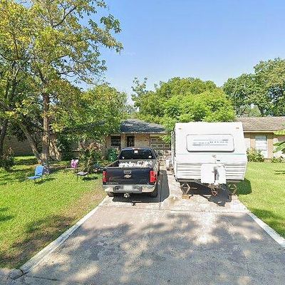 15318 Corsair Rd, Houston, TX 77053