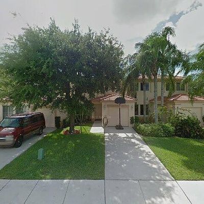 1535 W Harmony Lake Cir, Davie, FL 33324