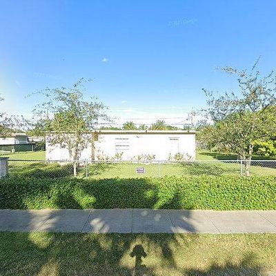 15391 Leisure Dr, Homestead, FL 33033