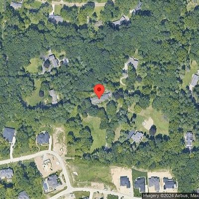 155 Tree Top Ln, Rochester Hills, MI 48306