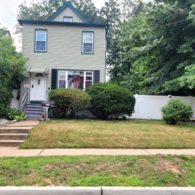 156 E 8 Th Ave, Roselle, NJ 07203