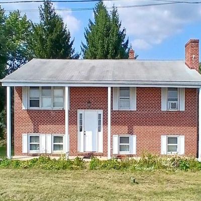 1349 Ridge Rd, Grantville, PA 17028