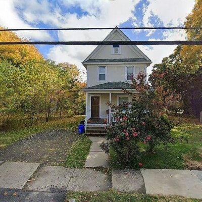 136 1 St St, Olyphant, PA 18447