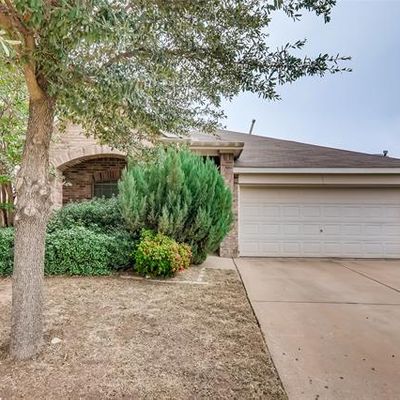 1405 Mountain Air Trl, Fort Worth, TX 76131