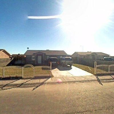 143 E Los Montes St, San Luis, AZ 85336