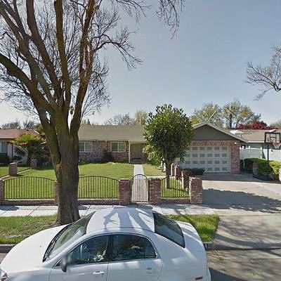 1436 Montclair Dr, Modesto, CA 95350