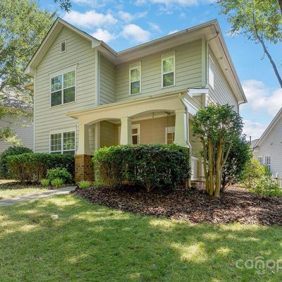 17526 Harbor Walk Dr, Cornelius, NC 28031