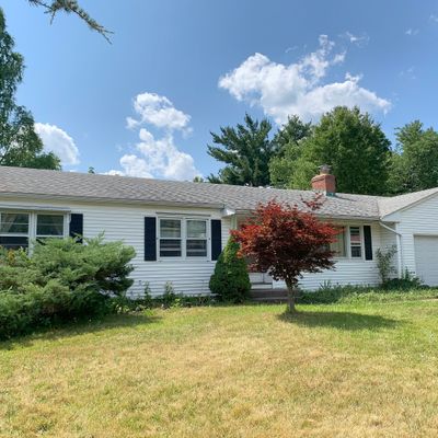 18 Sycamore Rd, Bloomfield, CT 06002