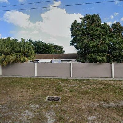 18035 Nw 41 St Pl, Miami Gardens, FL 33055