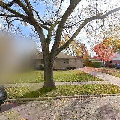 1805 Thornwood Ln, Northbrook, IL 60062