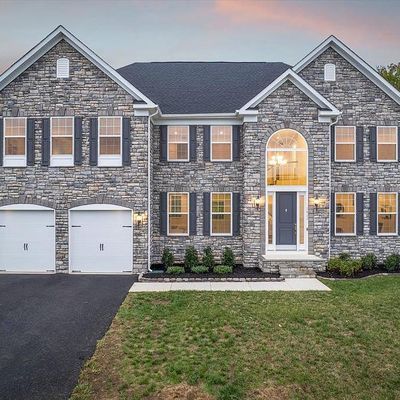 1817 Legacy Ln, Fredericksburg, VA 22408