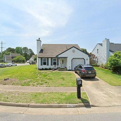 1829 Finsbury Ln, Virginia Beach, VA 23454