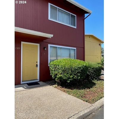 1909 W 17th Ave, Eugene, OR 97402