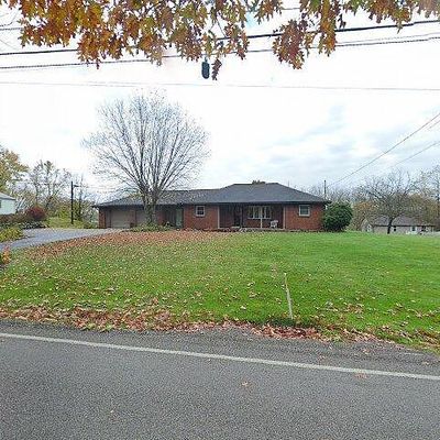 1662 Freeport Rd, Kittanning, PA 16201