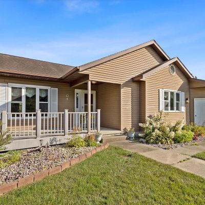 204 Hillside Ter, Poynette, WI 53955