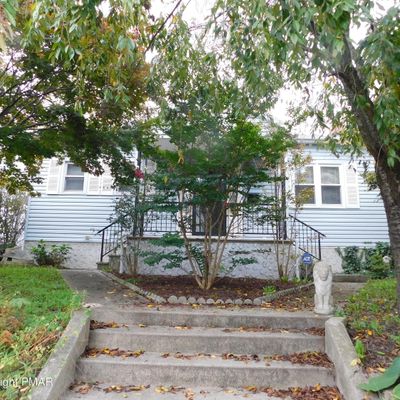 204 S 2 Nd St, Bangor, PA 18013