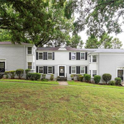 205 Wakefield Drive, Charlotte, NC 28209