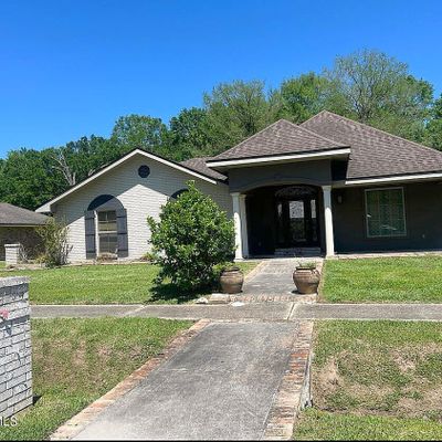 207 Terry Dr, Lafayette, LA 70501