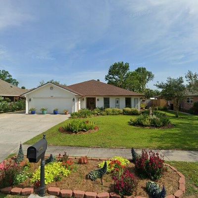 207 Tiger Tail Rd, Houma, LA 70360