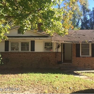 2101 Woodbine Ave, Fayetteville, NC 28303