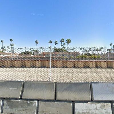 21152 Chesterbrook Ln, Huntington Beach, CA 92646