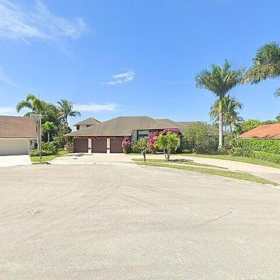 1923 Grantham Ct, Wellington, FL 33414