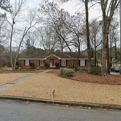 1944 Skyland Glen Dr, Snellville, GA 30078