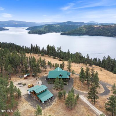 1979 E Falcon Crest Rd, Harrison, ID 83833