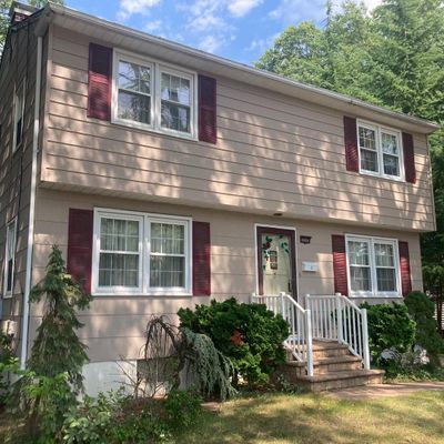 2 Braver Dr, Trenton, NJ 08610