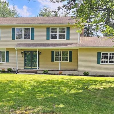 2 Julia Ct, Tinton Falls, NJ 07712