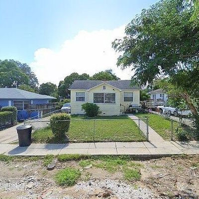 2401 18 Th St S, Saint Petersburg, FL 33712