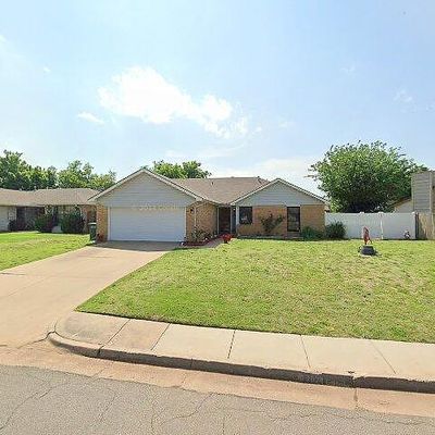 2404 Fairfield Dr, Edmond, OK 73012