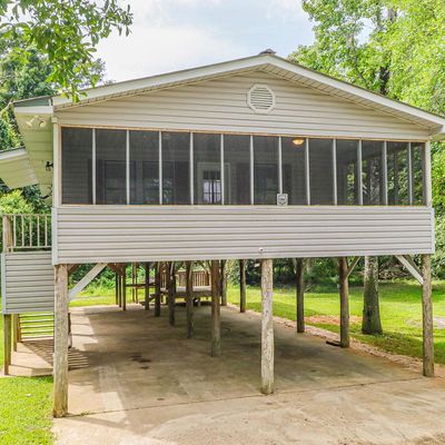 2432 Pascagoula River Road, Moss Point, MS 39562