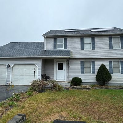 25 S Meadow Ln, Enfield, CT 06082