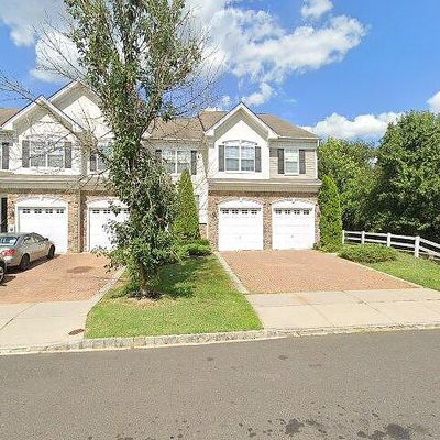 26 Kingswood Ct, Mount Holly, NJ 08060