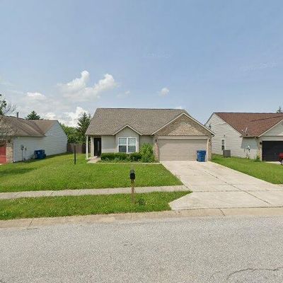 2226 Leaf Dr, Indianapolis, IN 46229