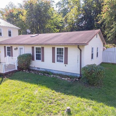 224 Orchard St, Front Royal, VA 22630