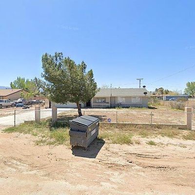 22407 Kayenta Rd, Apple Valley, CA 92308