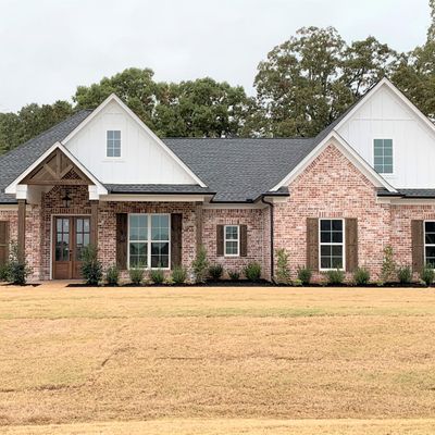 2268 Lauren Way, Hernando, MS 38632